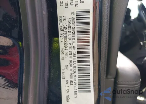 2019 Jeep Grand Cherokee Limited 4X4 z USA, uszkodzony, nr VIN 1C4RJFBG8KC639844